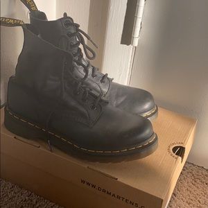 Dr Martens Black Boots Pascal